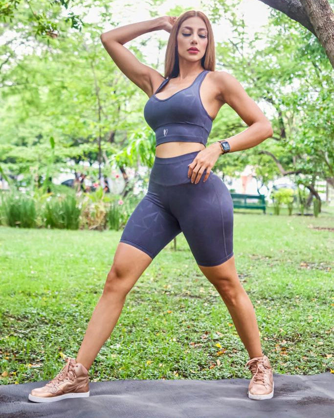 Amore Fit Grey Sports Bra